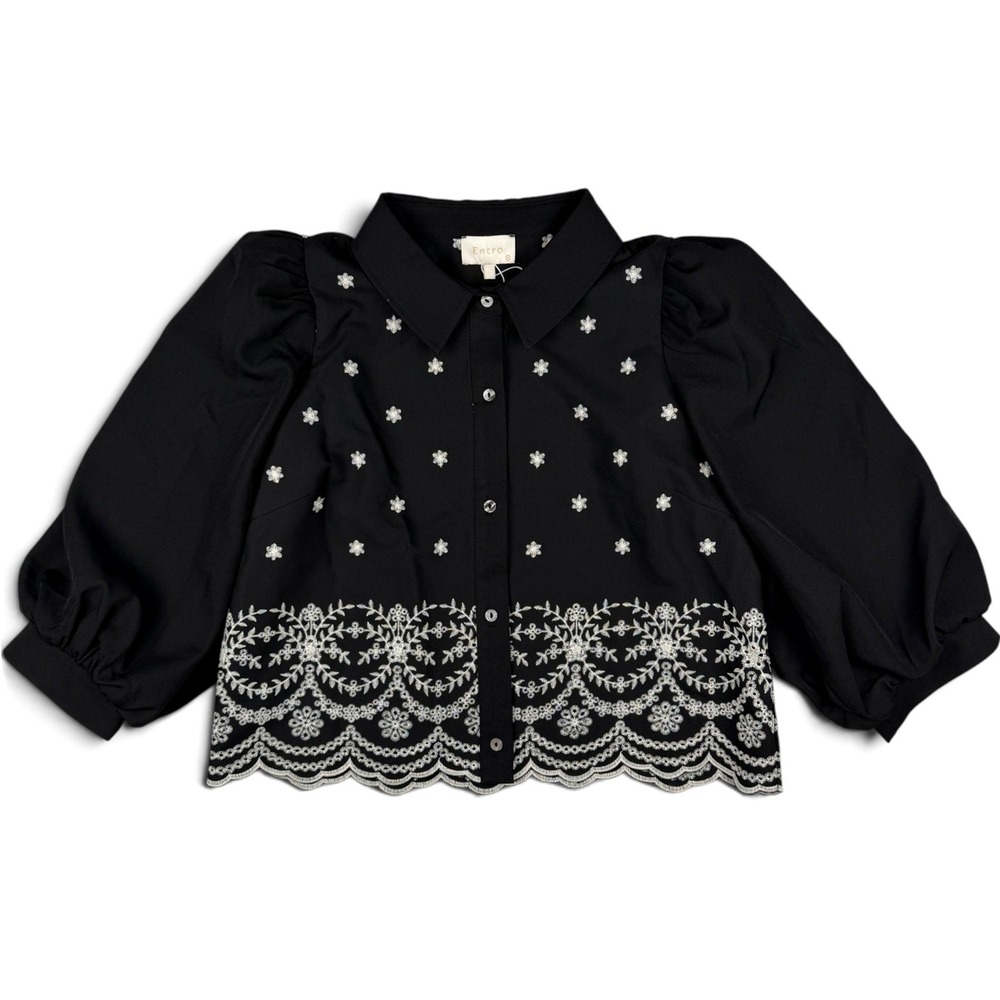Entro Embroidered Cottagecore Puff Sleeve Scallop Hem Button Blouse Size M NWOT - Picture 2 of 8